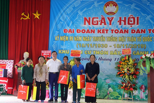 Bộ trưởng Trần Hồng Hà dự Ngày hội Đại đoàn kết toàn dân tộc tại Bắc Giang