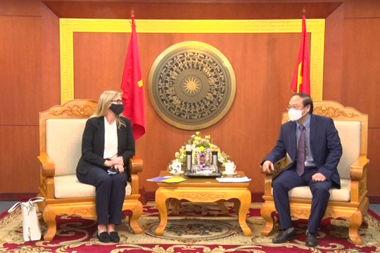 Thụy Điển và Ấn Độ mời Việt Nam tham gia Nhóm lãnh đạo về Chuyển đổi công nghiệp