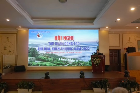 Khai mạc Hội nghị tập huấn công tác thi đua khen thưởng Ngành TN&MT năm 2022