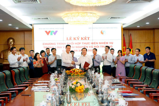 Bộ TN&MT và Đài truyền hình Việt Nam ký kết hợp tác