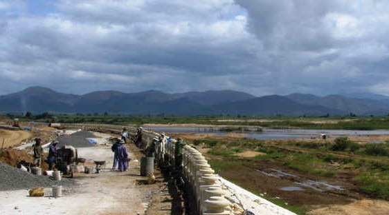 Gia Lai: Lại phát hiện nhiều sai phạm trong thi công Kè chống sạt lở sông Ayun