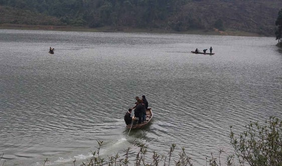 Hà Tĩnh: Lật thuyền, một người chết thương tâm