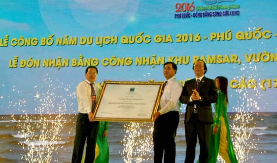 Bộ TN&MT trao chứng nhận khu Ramsar cho VQG U Minh Thượng