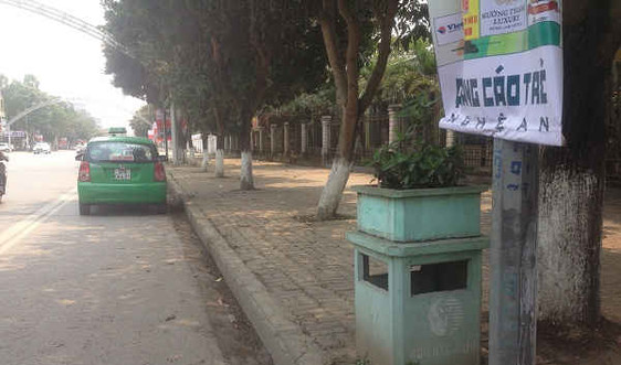 TP Vinh: Thiếu trầm trọng thùng rác, nhà vệ sinh công cộng