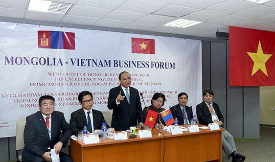 Thủ tướng dự Diễn đàn Doanh nghiệp Việt Nam - Mông Cổ