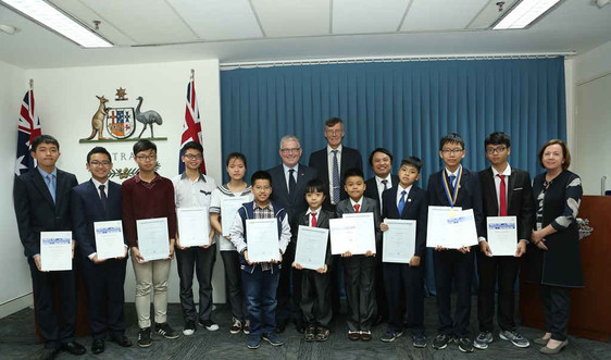 11 học sinh Việt Nam đoạt giải Cuộc thi toán học Australia