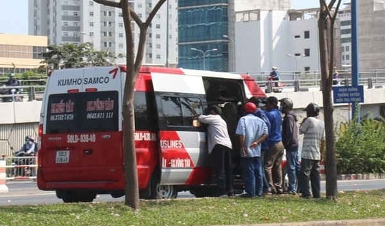 Lãnh đạo TP. HCM yêu cầu Sở GTVT xử lý dứt điểm xe dù, bến cóc