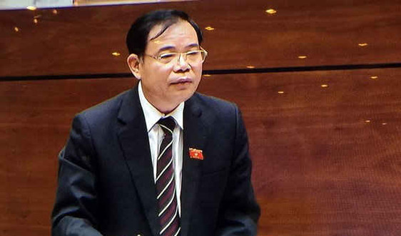 Bộ trưởng NN&PTNT Nguyễn Xuân Cường đăng đàn trả lời chất vấn Quốc hội