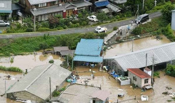 Bão nhiệt đới Noru càn quét đảo chính của Nhật Bản