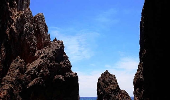 Chiêm ngưỡng vẻ đẹp tuyệt mỹ ở Mũi Rồng