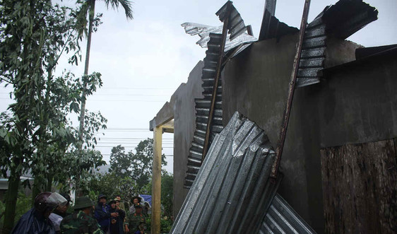 Đắk Lắk: Bão số 12 làm 4 người thương vong