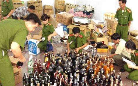 TP.Hồ Chí Minh: Triệt phá dây chuyền sản xuất rượu giả