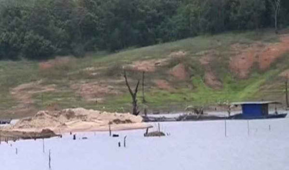 Lâm Đồng: Tiếp tục tạm dừng khai thác cát trên sông Đồng Nai