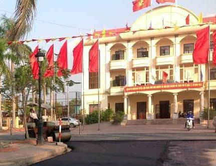 Lạng Giang - Bắc Giang: Bị thu hồi sổ đỏ, dân khởi kiện UBND huyện ra tòa