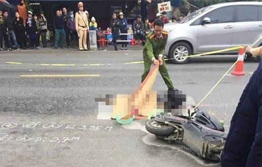 Hải Dương: Va với xe khách ô tô, nam sinh đi xe đạp điện tử nạn