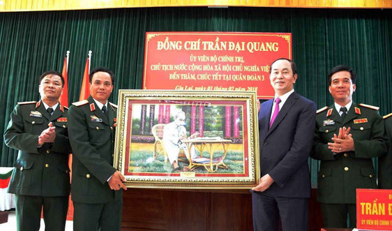 Quân đoàn 3 hân hoan chào đón Chủ tịch nước Trần Đại Quang về thăm