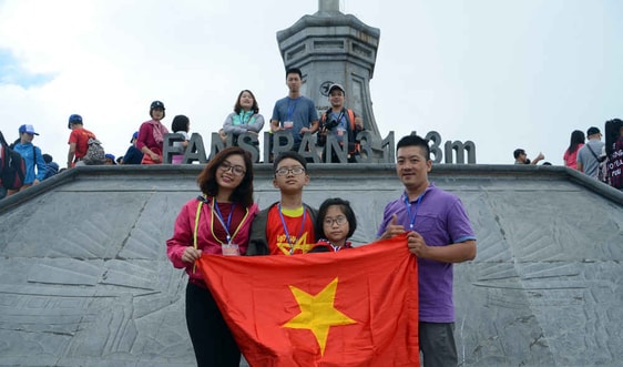 Fansipan - "Nóc nhà Đông Dương"