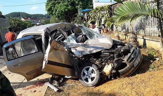 Sơn La: Tai nạn giao thông nghiêm trọng, 4 người thương vong