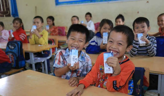 Giải Vàng quốc tế cho sữa học đường TH school MILK