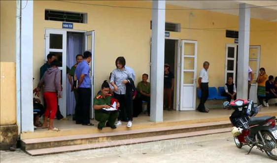 Điện Biên: Bé trai 3 tuổi tử vong khi ngã ở sân trường