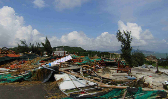 Phú Yên: Khắc phục hậu quả của cơn lốc xoáy