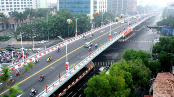 Hà Nội: Hơn 820 tỷ đồng để tiếp tục hạ đê Âu Cơ mở đường