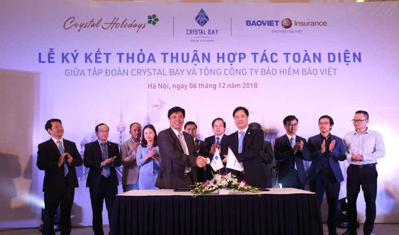 Lễ ký kết hợp tác toàn diện giữa Tập đoàn Crystal Bay và Tổng công ty Bảo hiểm Bảo Việt