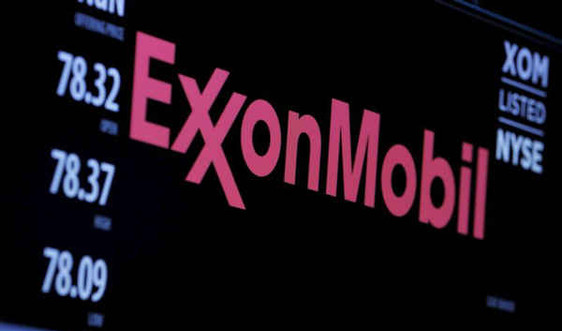 Các cổ đông kêu gọi ExxonMobil đưa ra mục tiêu giảm khí thải nhà kính