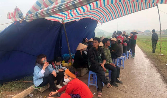 Người dân thu dọn lều bạt, bãi rác Nam Sơn được “giải phóng”