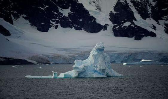 Băng Nam Cực tan nhanh, nguy cơ tăng mực nước biển