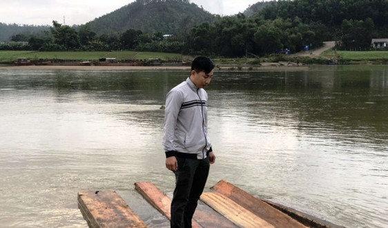 Quảng Nam: Liên tiếp bắt các vụ vận chuyển gỗ lậu trên sông Vu Gia