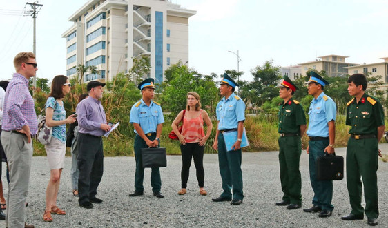 Đoàn trợ lý Nghị sỹ Hoa Kỳ thăm khu xử lý dioxin tại Đà Nẵng