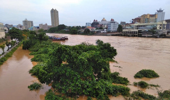 Quảng Ninh: Mưa lũ lớn trên sông Ka Long, một người mất tích