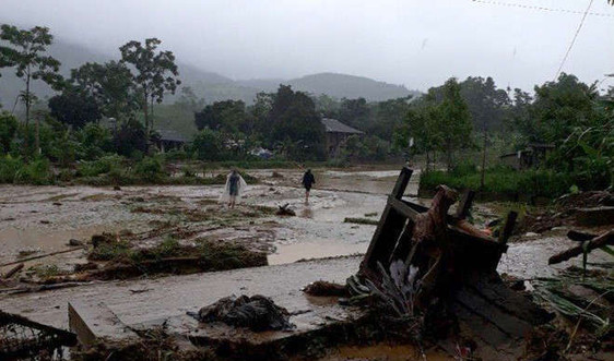Yên Bái: Mưa lốc khiến 1 người chết
