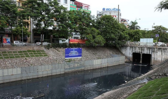 Ngắm sông Tô Lịch những ngày sạch sẽ