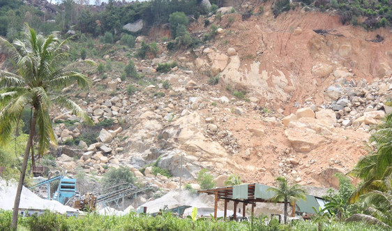 Hoài Nhơn - Bình Định: Người dân bất an trước nạn nổ mìn phá đá như “phá nhà”