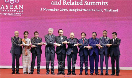 Thủ tướng dự lễ khai mạc Hội nghị ASEAN 35