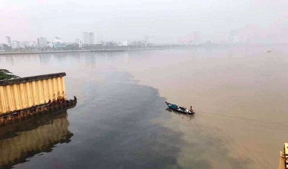 Đà Nẵng: Sông Hàn lại bị nước thải “đầu độc” 