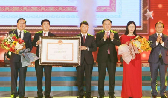 Hà Tĩnh: Huyện Can Lộc đón bằng công nhận đạt chuẩn Nông thôn mới