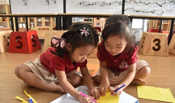 Bé nên tham gia những hoạt động gì để phát triển ngôn ngữ?