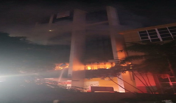 TP. Thanh Hóa: Cháy tòa nhà dầu khí, 14 người thương vong