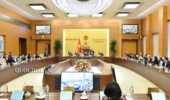 Ủy ban Thường vụ Quốc hội ra Nghị quyết sáp nhập huyện, xã tại 6 tỉnh, thành phố