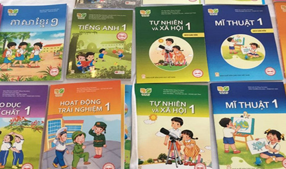 Bộ GD&ĐT phê duyệt thêm 7 sách giáo khoa lớp 1