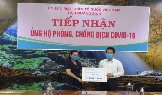 Sở TN&MT Quảng Bình quyên góp ủng hộ phòng, chống Covid-19