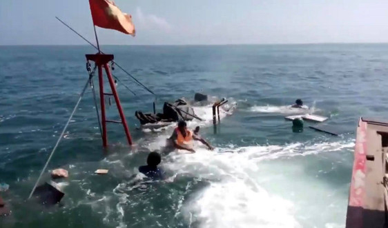 Quảng Ngãi: 8 ngư dân mất tích ở Hoàng Sa