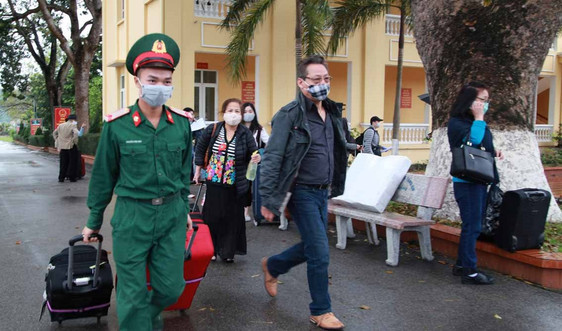 Quảng Ninh: 175 công dân hoàn thành cách ly trở về với gia đình