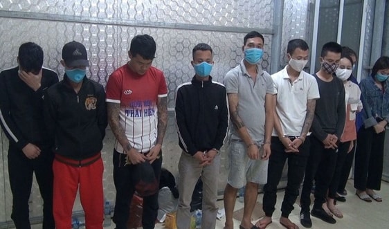 Thanh Hóa: Phát hiện 11 thanh niên sử dụng ma túy trong quán karaoke