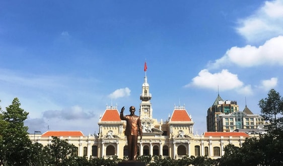  Kỷ niệm 130 năm ngày sinh Chủ tịch Hồ Chí Minh (19/5/1890-19/5/2020):  Hình bóng Bác in sâu trong tim người dân cả nước