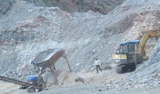 Khi chính quyền buông lỏng quản lý khoáng sản! Bài 2: “Mỏ Cường Lý” đục khoét đất đồi Trại 8