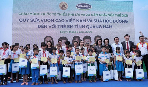 Vinamilk dành tặng món quà 1/6 đặc biệt đến với trẻ em Quảng Nam